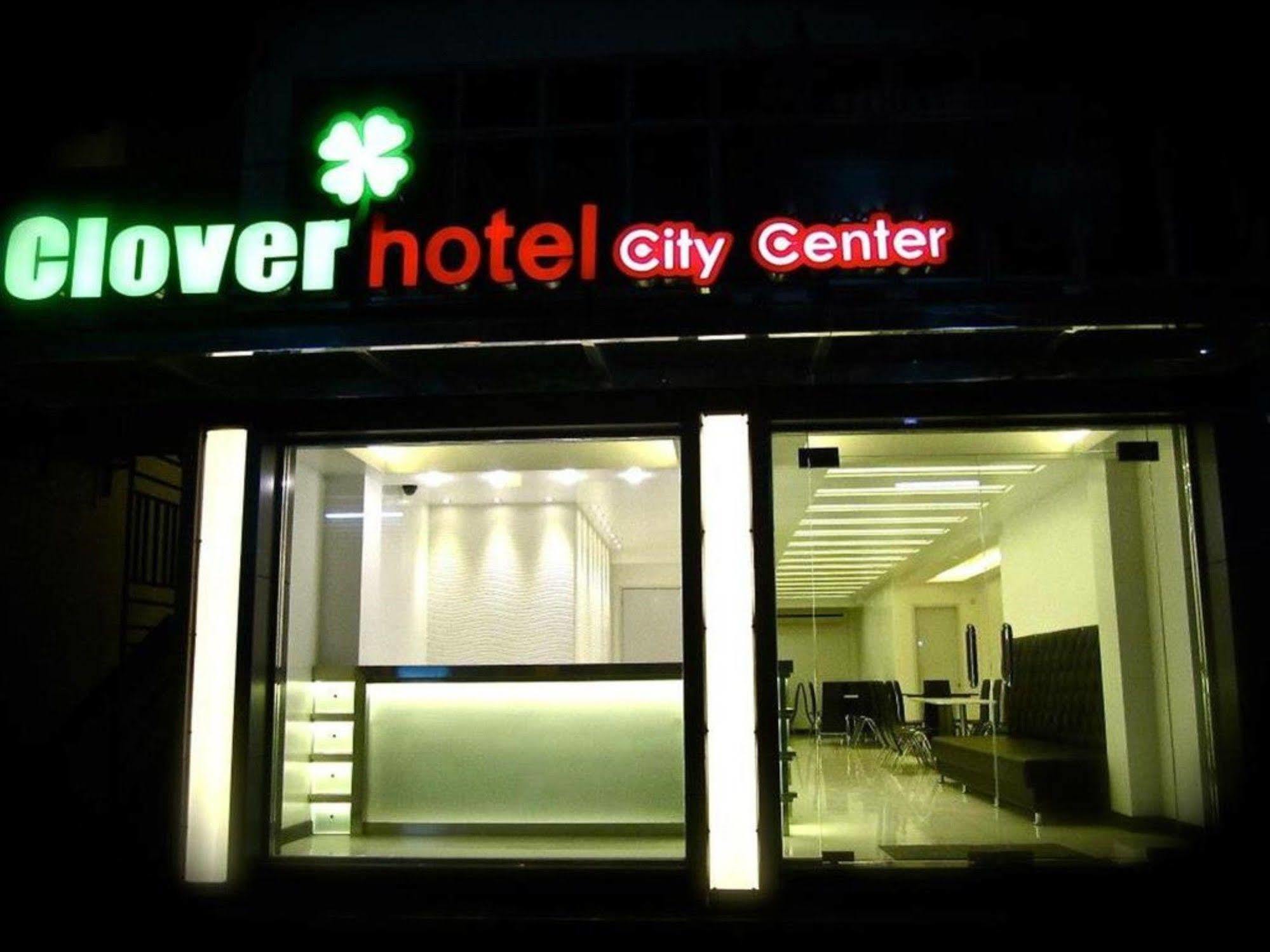 Clover City Center Hotel Yangon Dış mekan fotoğraf